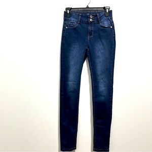 🔸Hailey Women’s Two Button Blue Denim Skinny Jeans